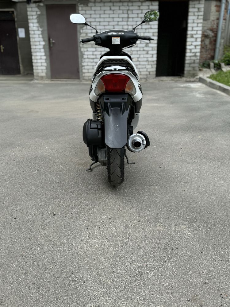Suzuki zz inch up sport скутер-мопед