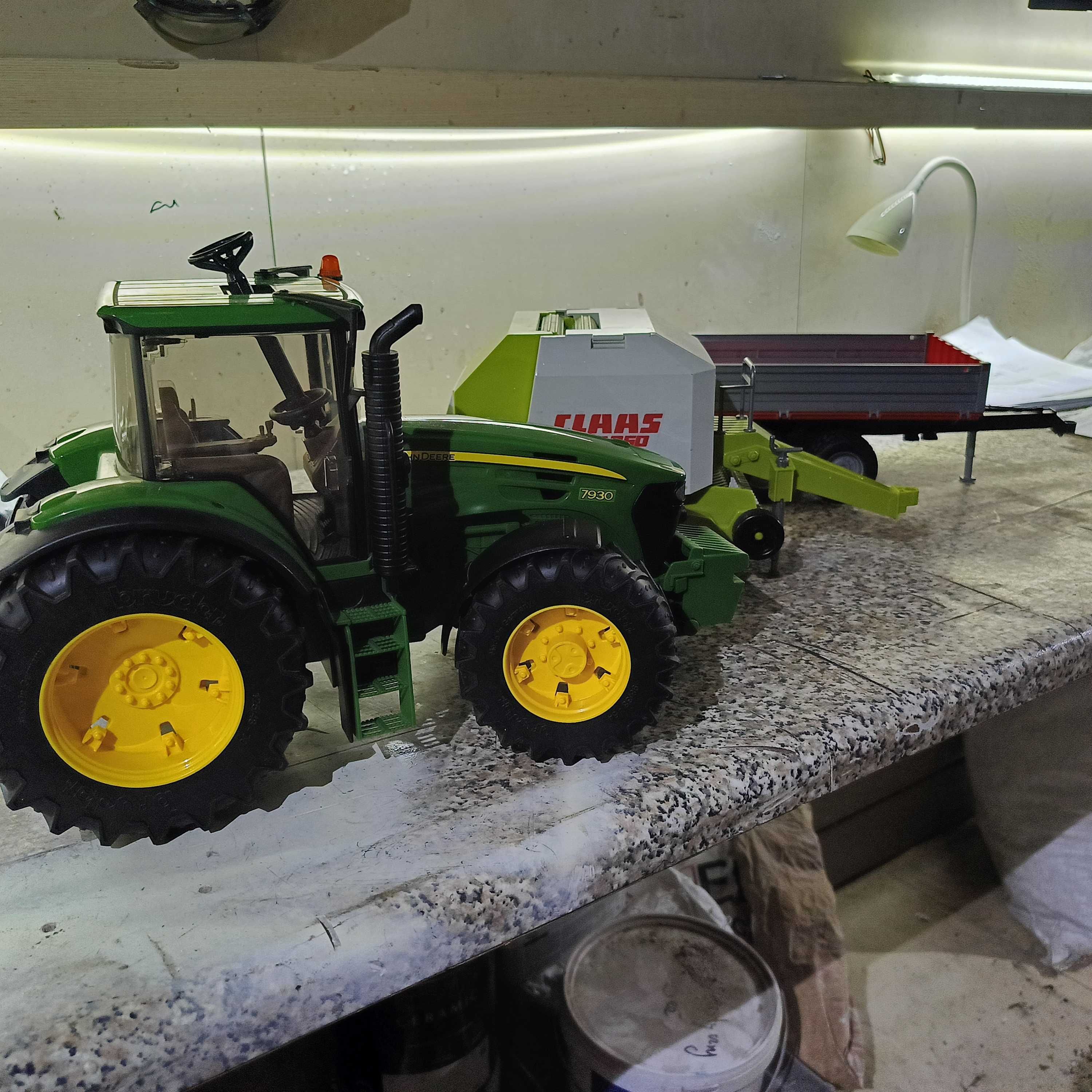 Bruder zestaw traktor dwie przyczepy