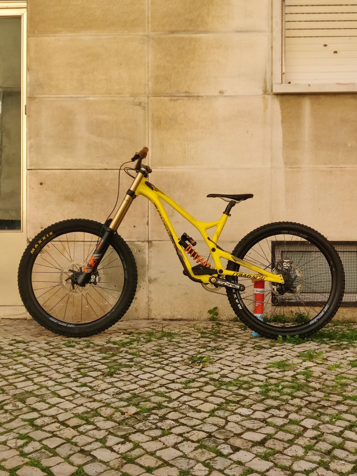 Commençal Supreme DH V4.2