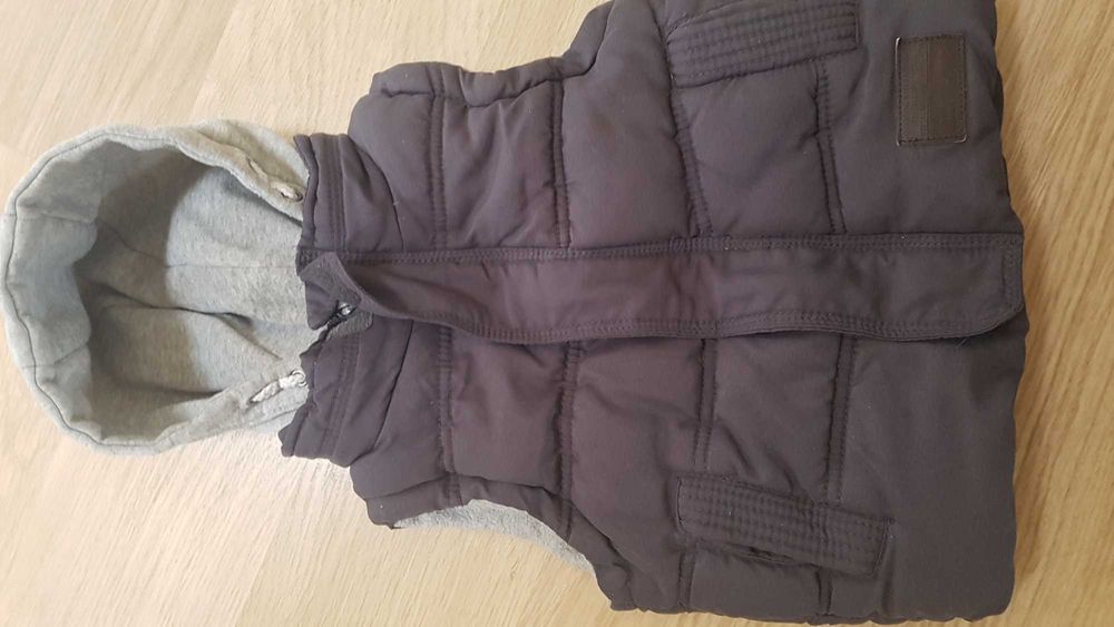 Bezrękawnik Rebel rozmiar 98