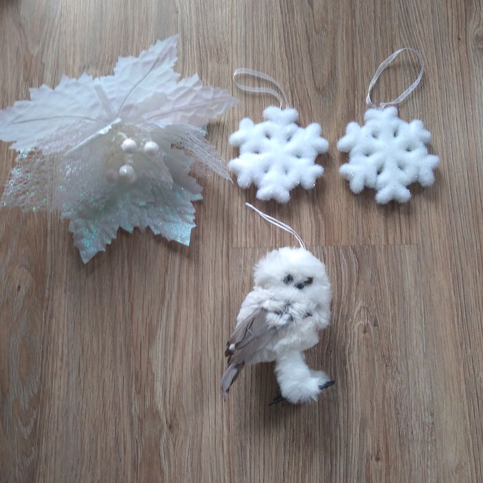 Kwiat sztuczny magnolia, sowa atrapa, śnieżka