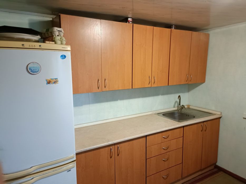 Продам півбудинку в мальовничому місці (150 км від Києва)