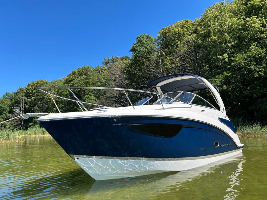 Jacht motorowy REGAL 26 EXPRESS 2018 - zadbany, tylko 83mth!!!