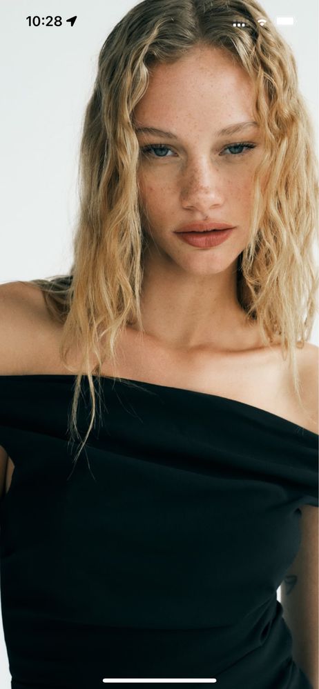 Сукня зара zara платье со спущенными плечами миди