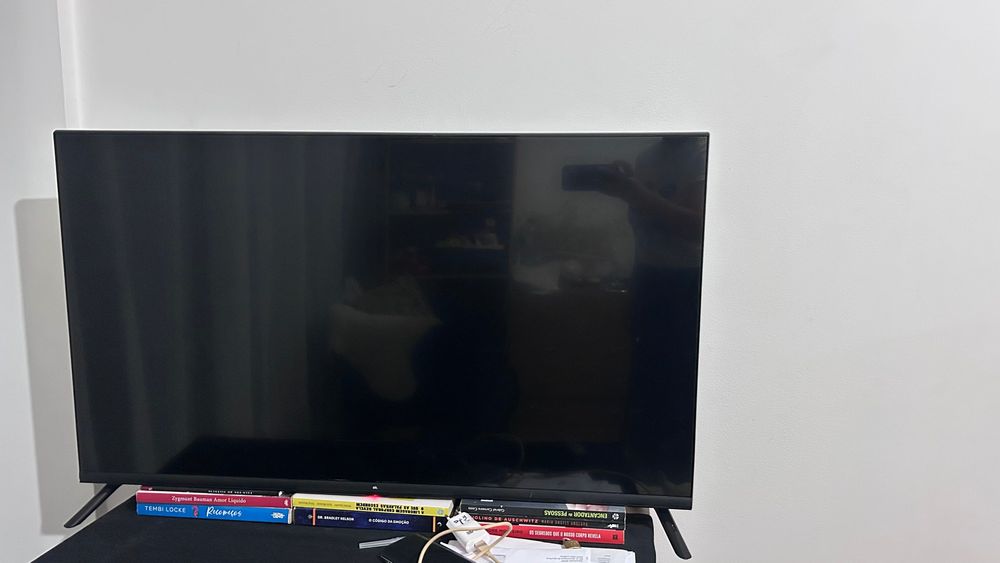 Smart Tv  Ok 90x51cm