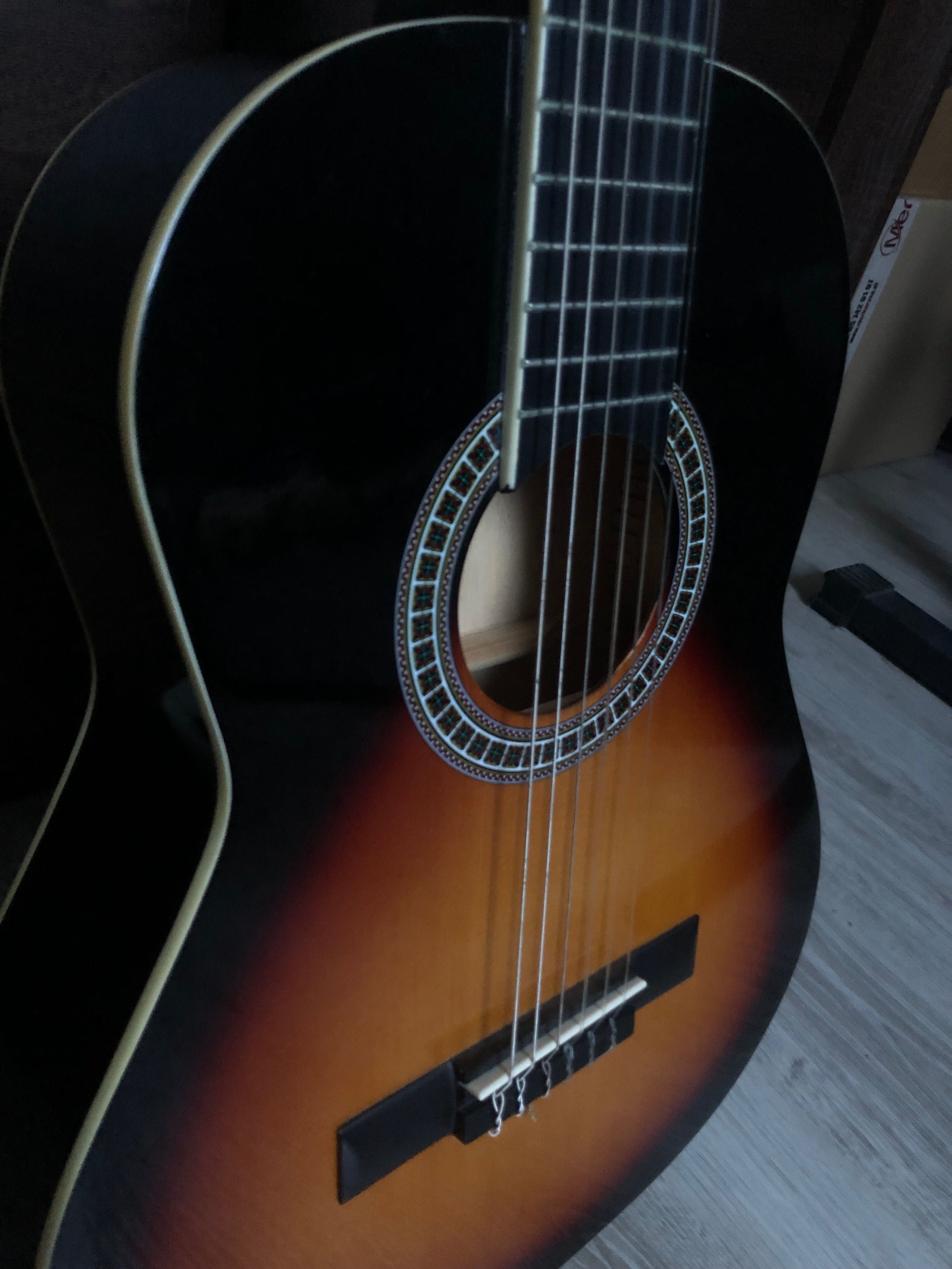 gitara 3/4 dla poczatkujacych i bardziej zaawansowanych