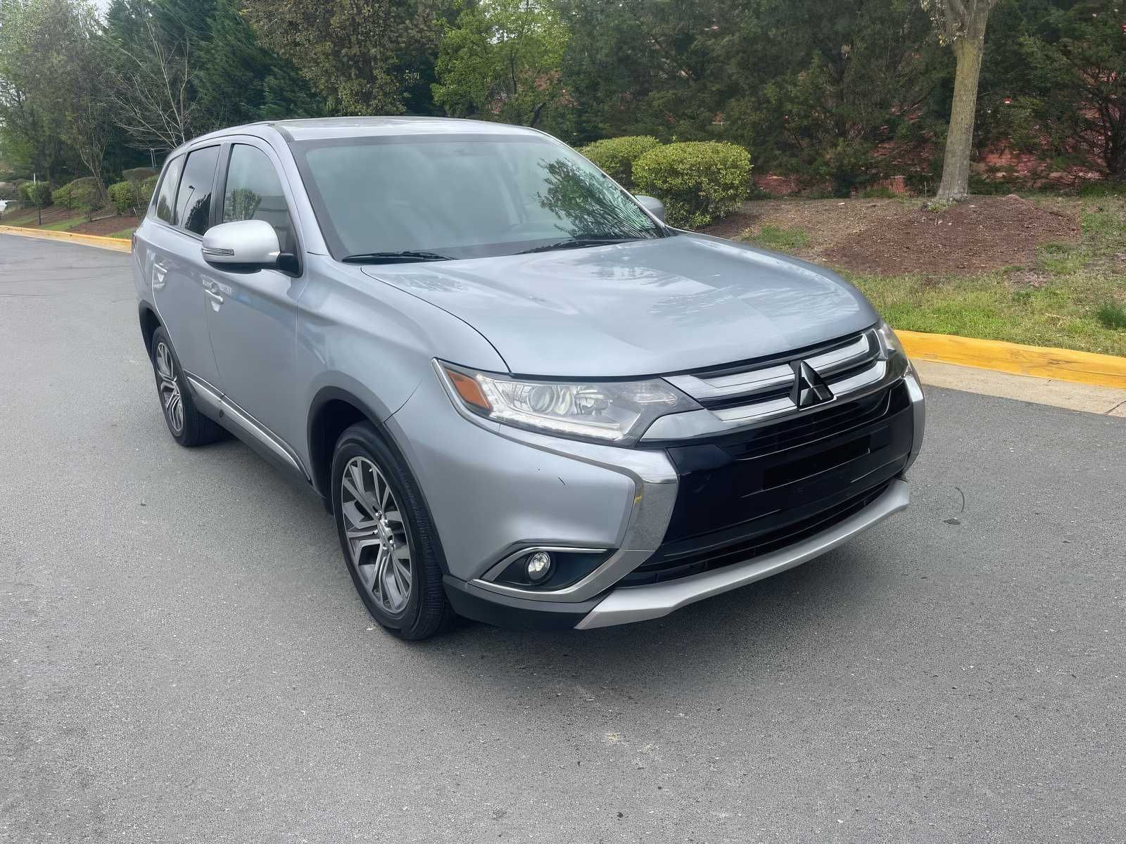 2017 Mitsubishi Outlander SE