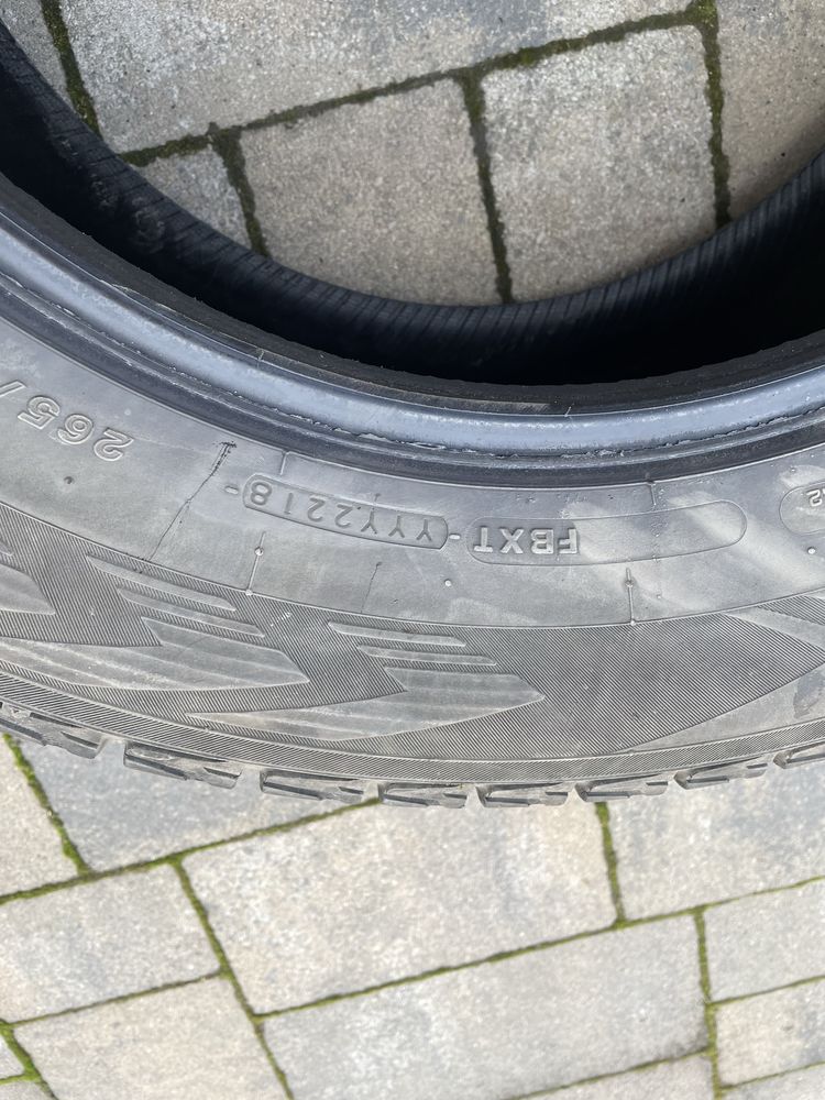 YOKOHAMA 265/60 R18 3шт
