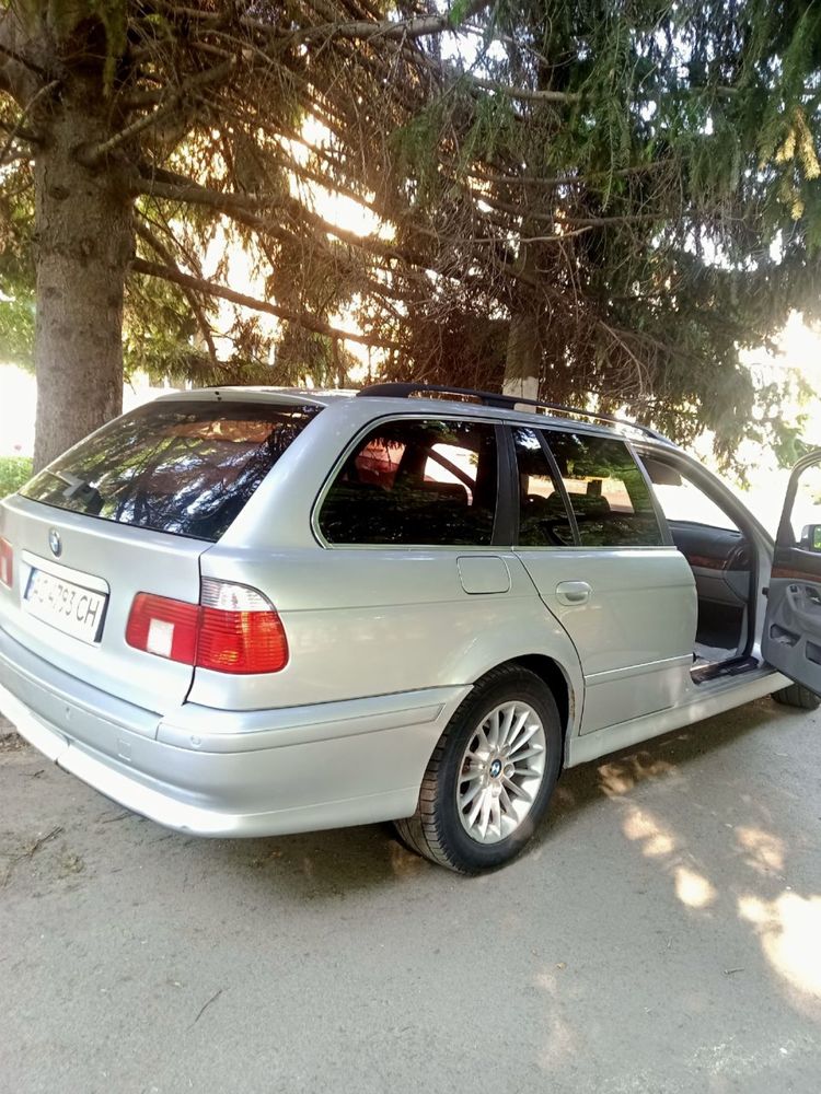 BMW E39 5 series 2001