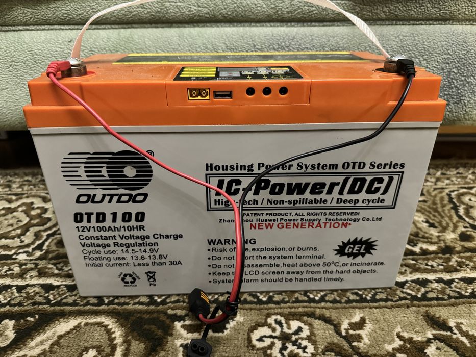 Гелевий акумулятор OUTDO (HUAWEI)  100Ah 12V з дисплеєм