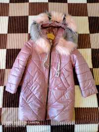 Зимова куртка на дівчинку