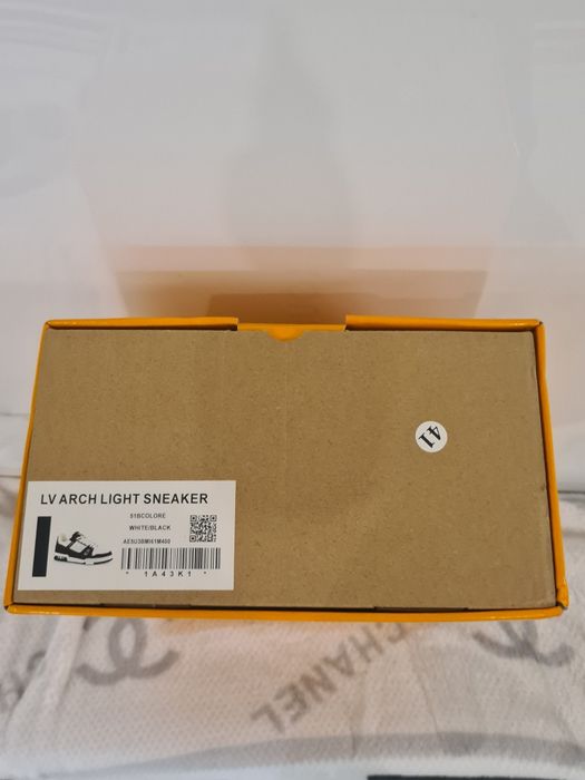 Кросівки Louis Vuitton Trainer Sneaker White Black Кроссовки Луи Витон