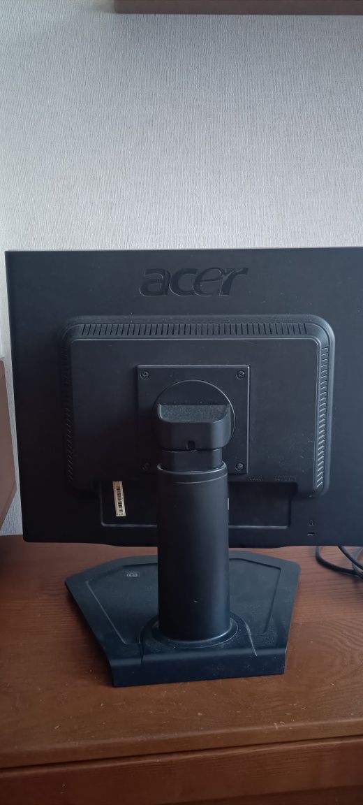 Продам монитор Acer