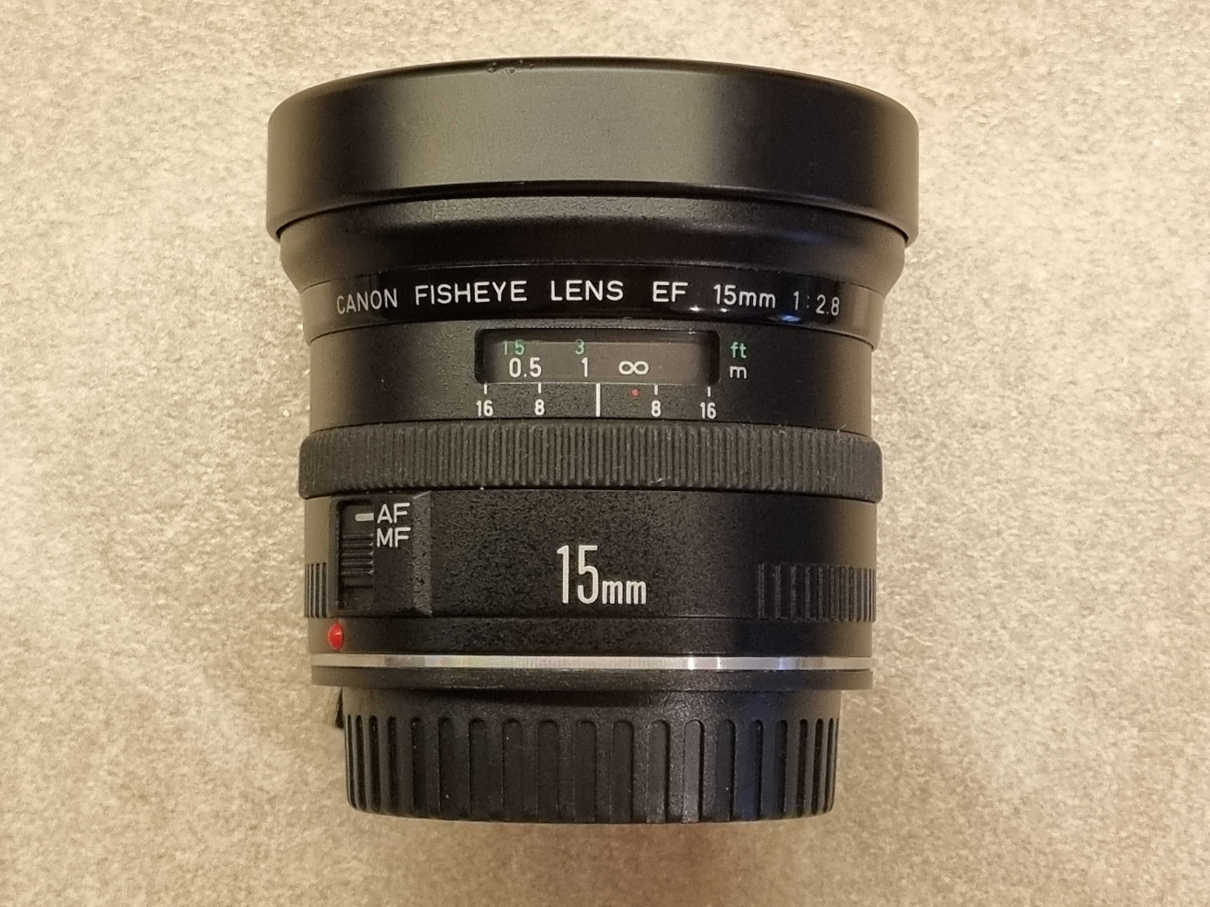 Об'єктив Canon Fisheye Lens EF 15mm f/2.8