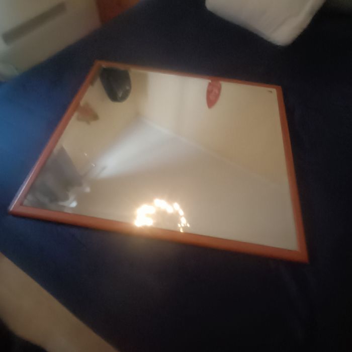 Espelho em pinho mel