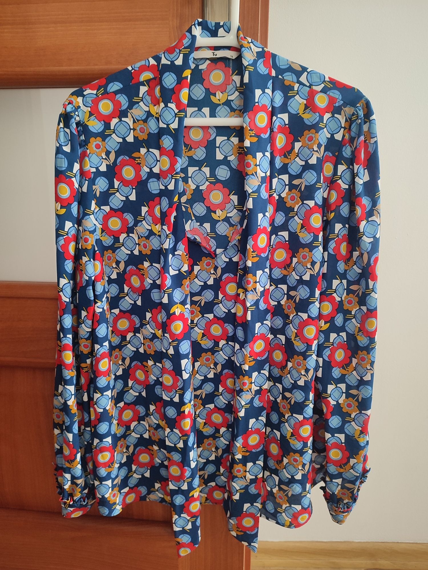 Bluzka koszulowa damska w kwiaty Tu L/XL