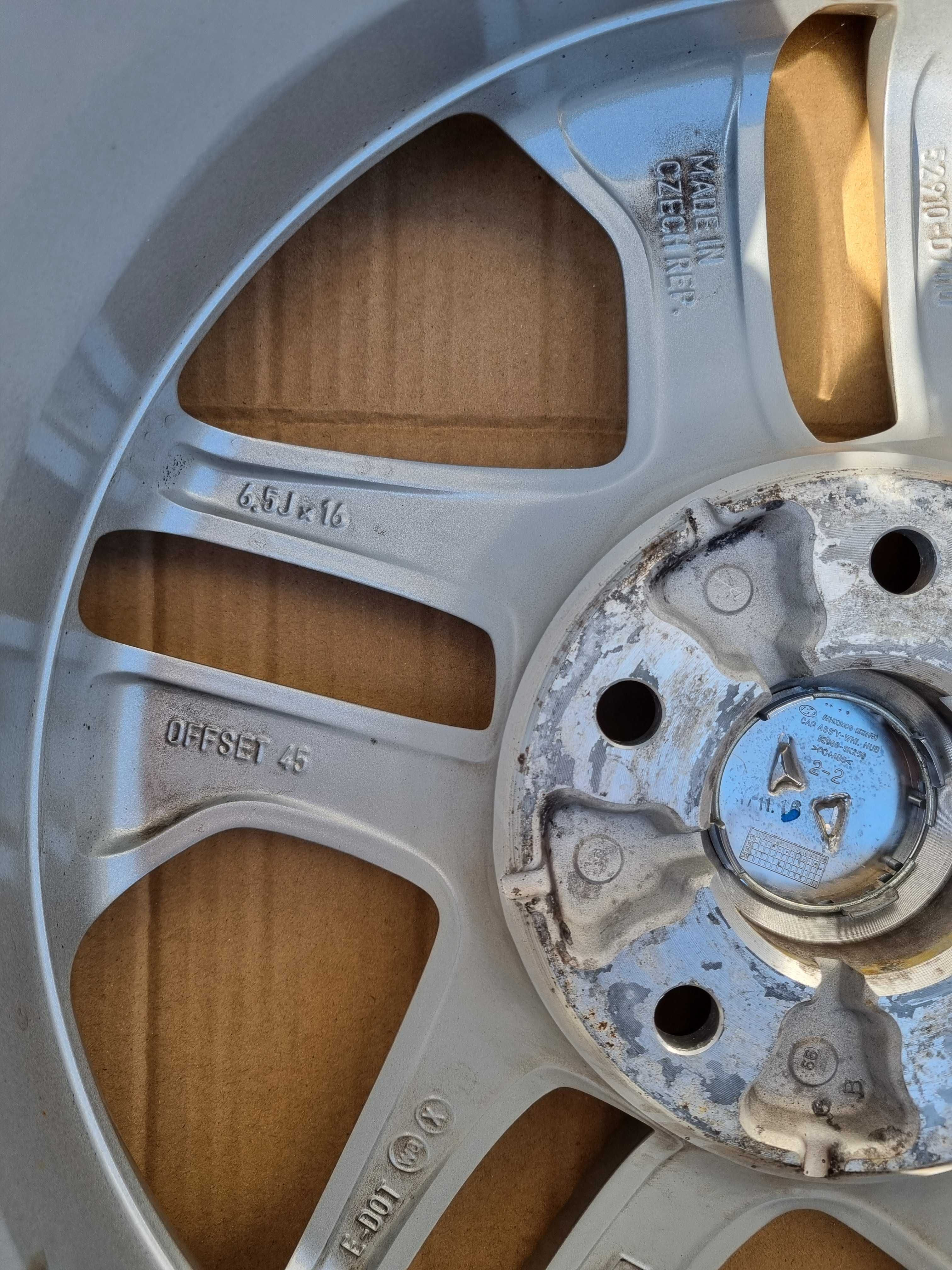 FELGA ALUMINIOWA 5x114,3 R16" 6,5Jx ET45 Hyundai Tucson SZT TPMS FA46