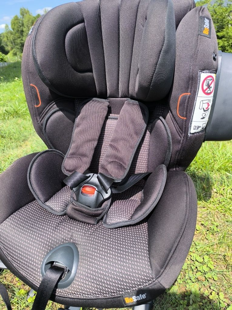 Fotelik Besafe Izi combi x4 ISOFIX 9-18kg