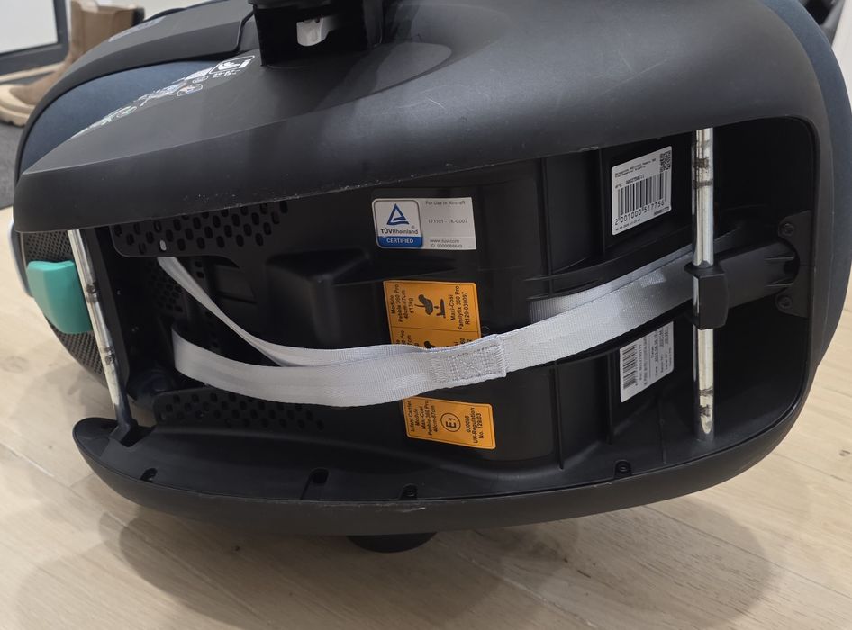 Автокрісло для малюків Maxi-Cosi Pebble 360 pro 2