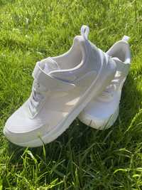 Кросівки Newbalance 31EU , 18,5 cм