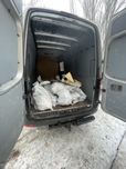 Вывоз строительного мусора. Вывоз веток, старой мебели. Авто Renault