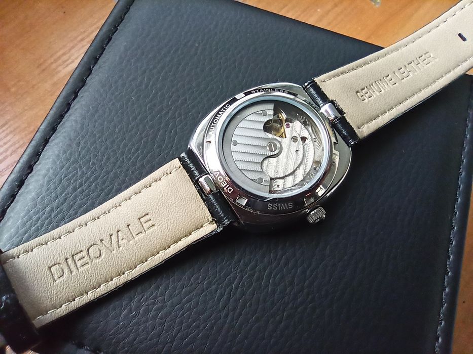 Годинник Dieovale Ellipse