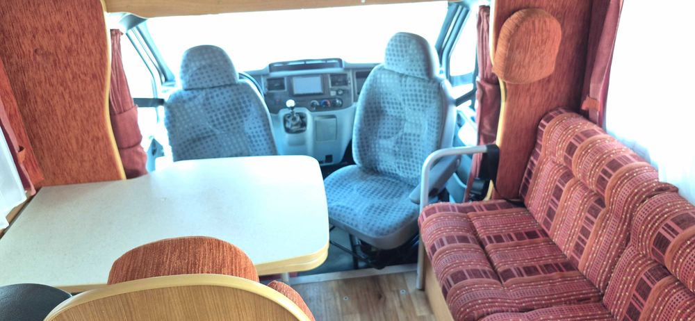 FORD TRANSIT 2.4 TDCI 140 CV - CHASSON 28 - 5 LUGARES - 6 DORMIDAS