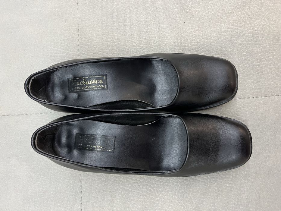 Sapatos Mulher Traje Académico - Tamanho 35