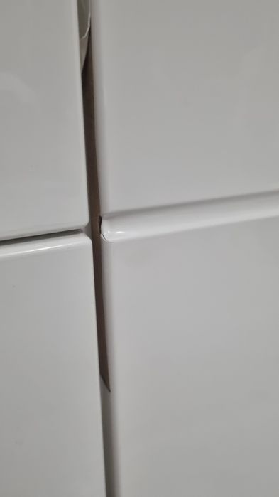 Komoda biała z szufladami