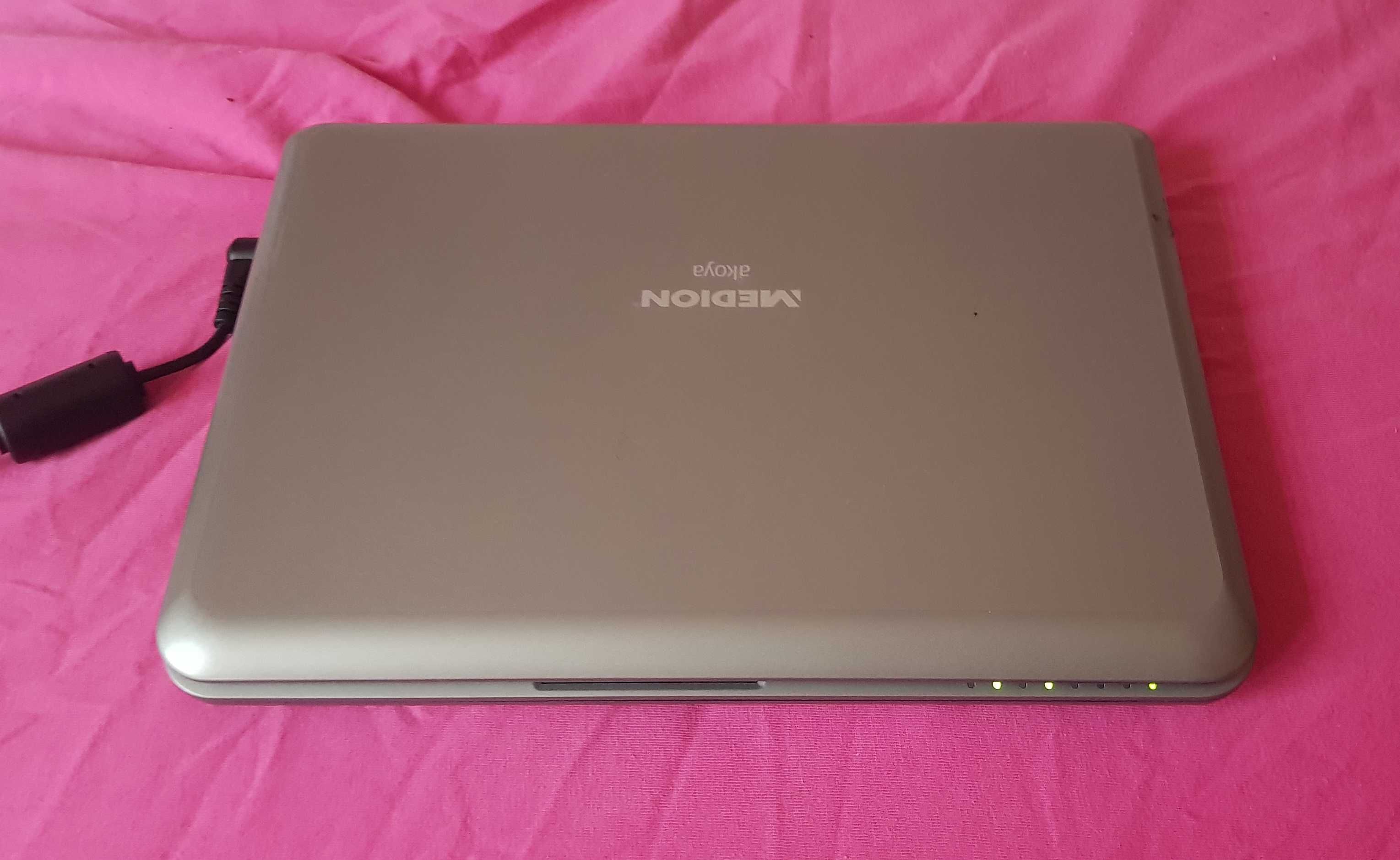 Notebook Medion Akoya E1210