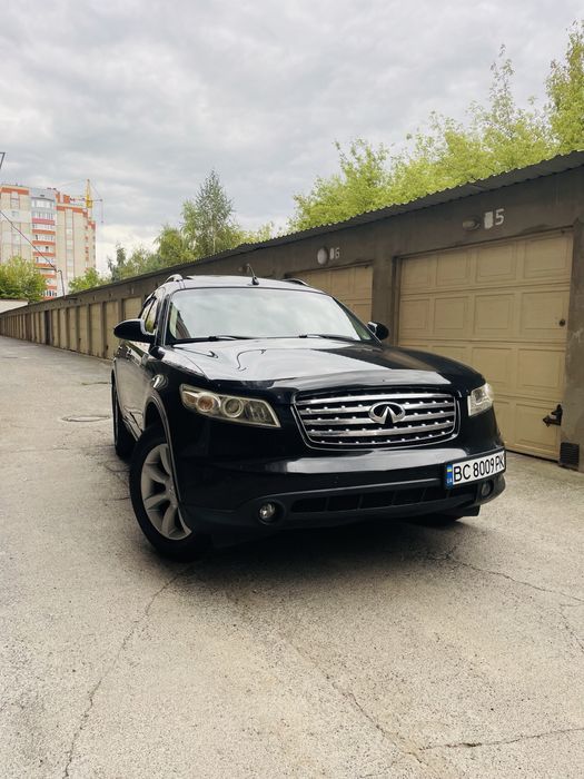 Продам Infiniti FX35