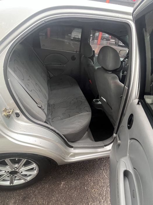 Шевроле Авео в гарному стані