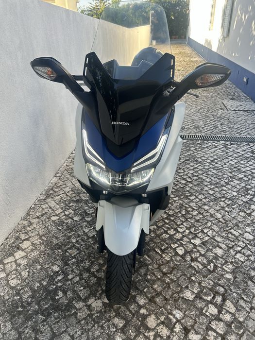 Honda Forza 125 impecavel