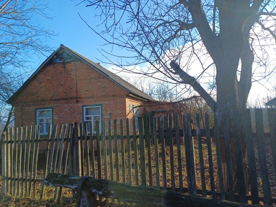 Будівлі та споруди, площею 116.80 кв.м. Черкаська обл.