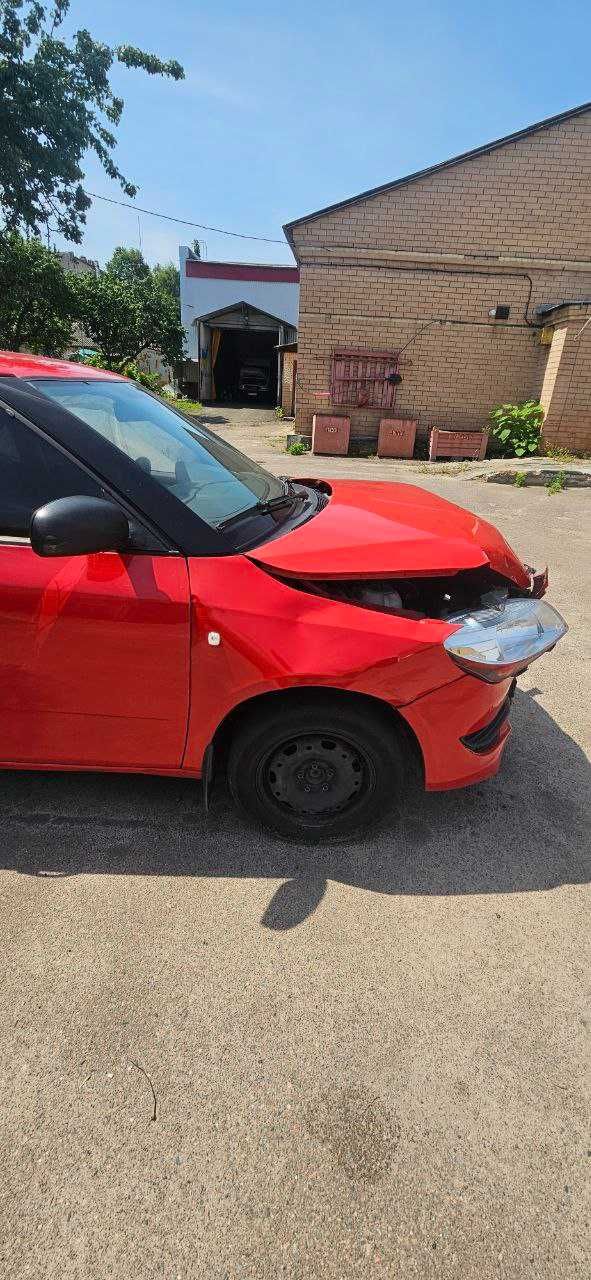 Skoda Fabia 1.4 довга база максимальна комплектація 2011