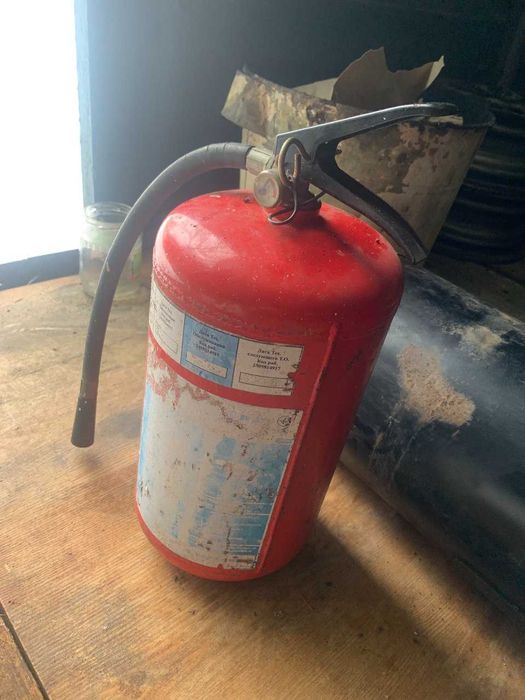 огнетушитель пустой