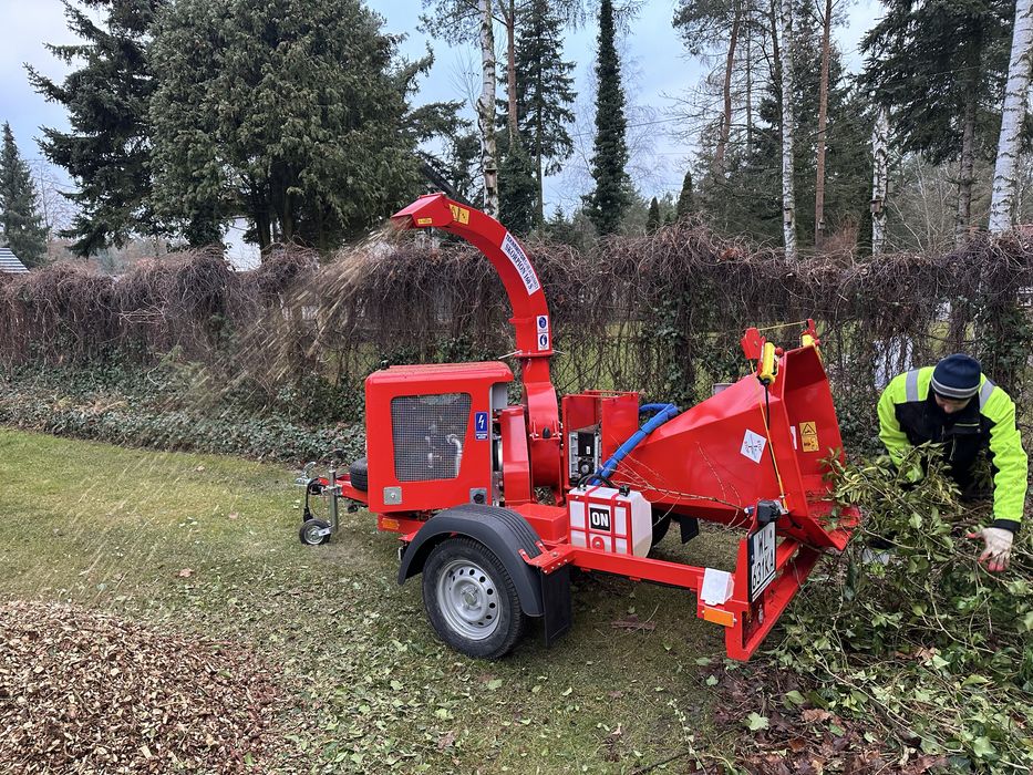 Wycinka drzew, porządkowanie działek, rębak, podnośnik 27M