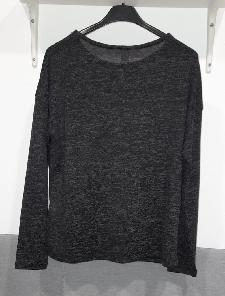 T-shirt novas com etiqueta