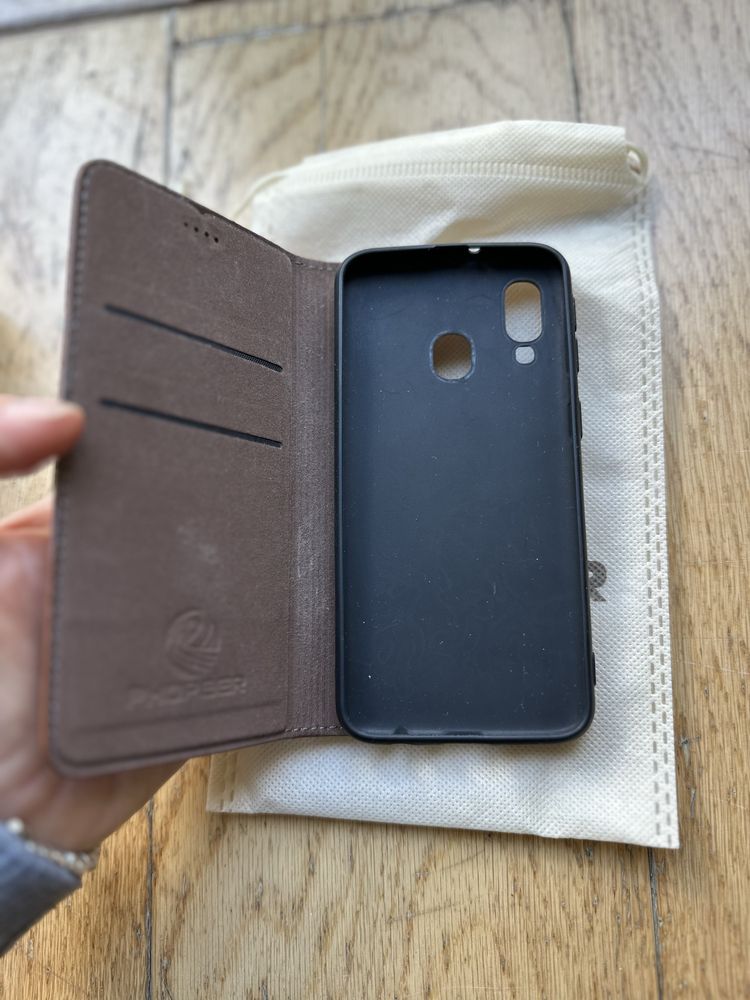 Capa em pele genuina para Galaxy A40