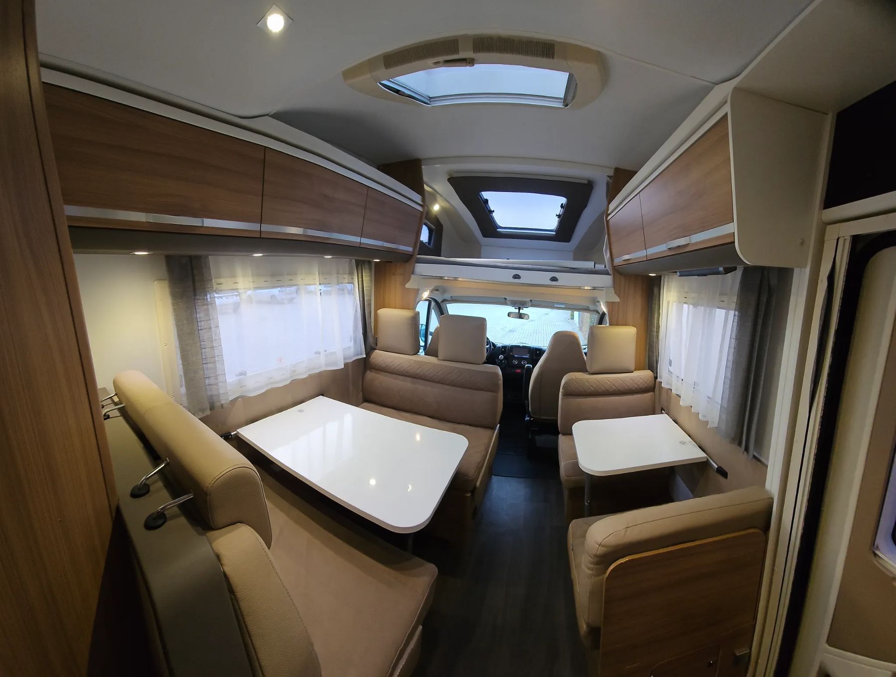 Adria CORAL XL 670 DK  Wersja zimowa, podgrzewana podłoga, 6 osobowa !