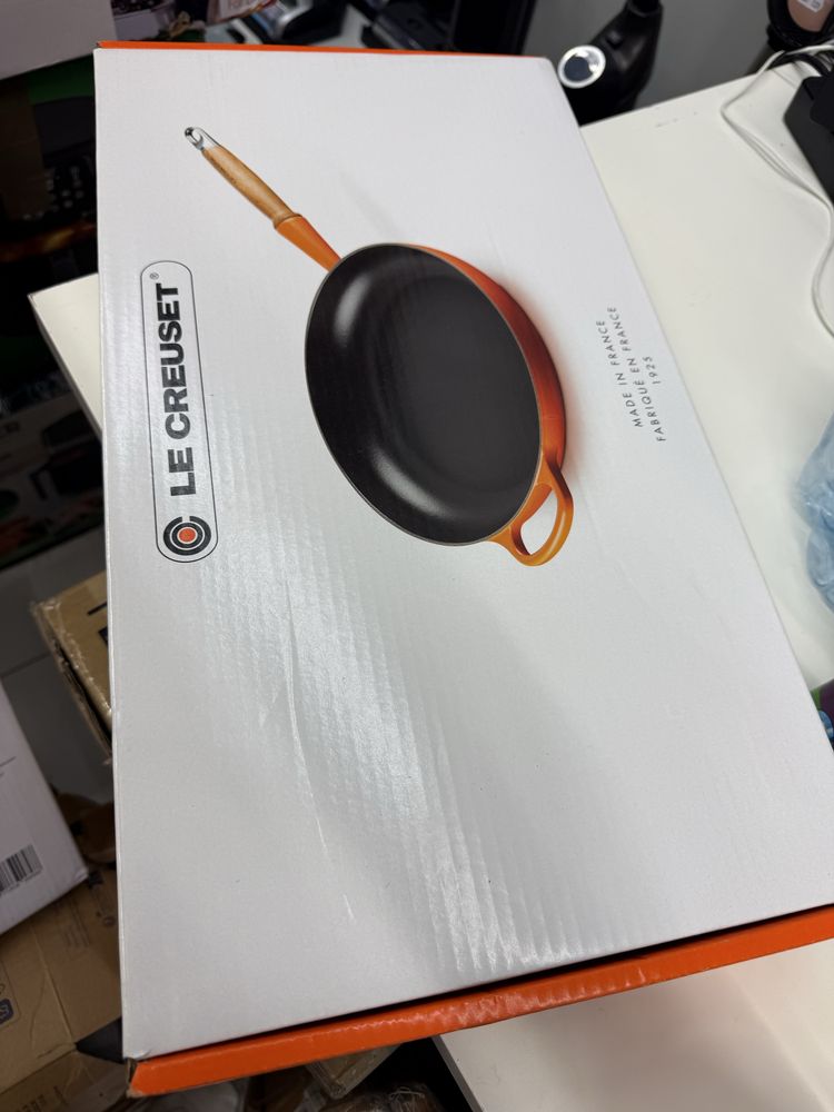 le creuset signature patelnia żeliwna 28 cm