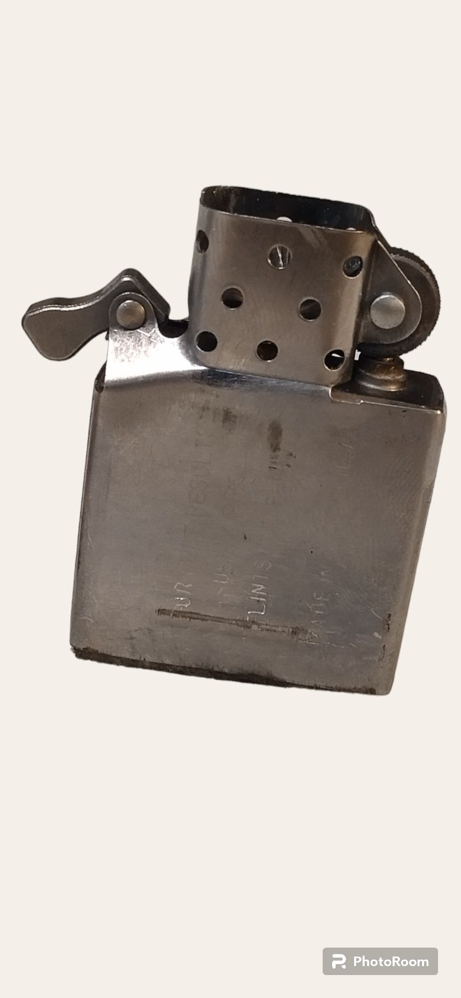 Zippo Soldado Guerra Vietnam, valor de mercado 300€