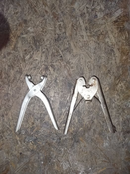 Заклепочник пломбиратор