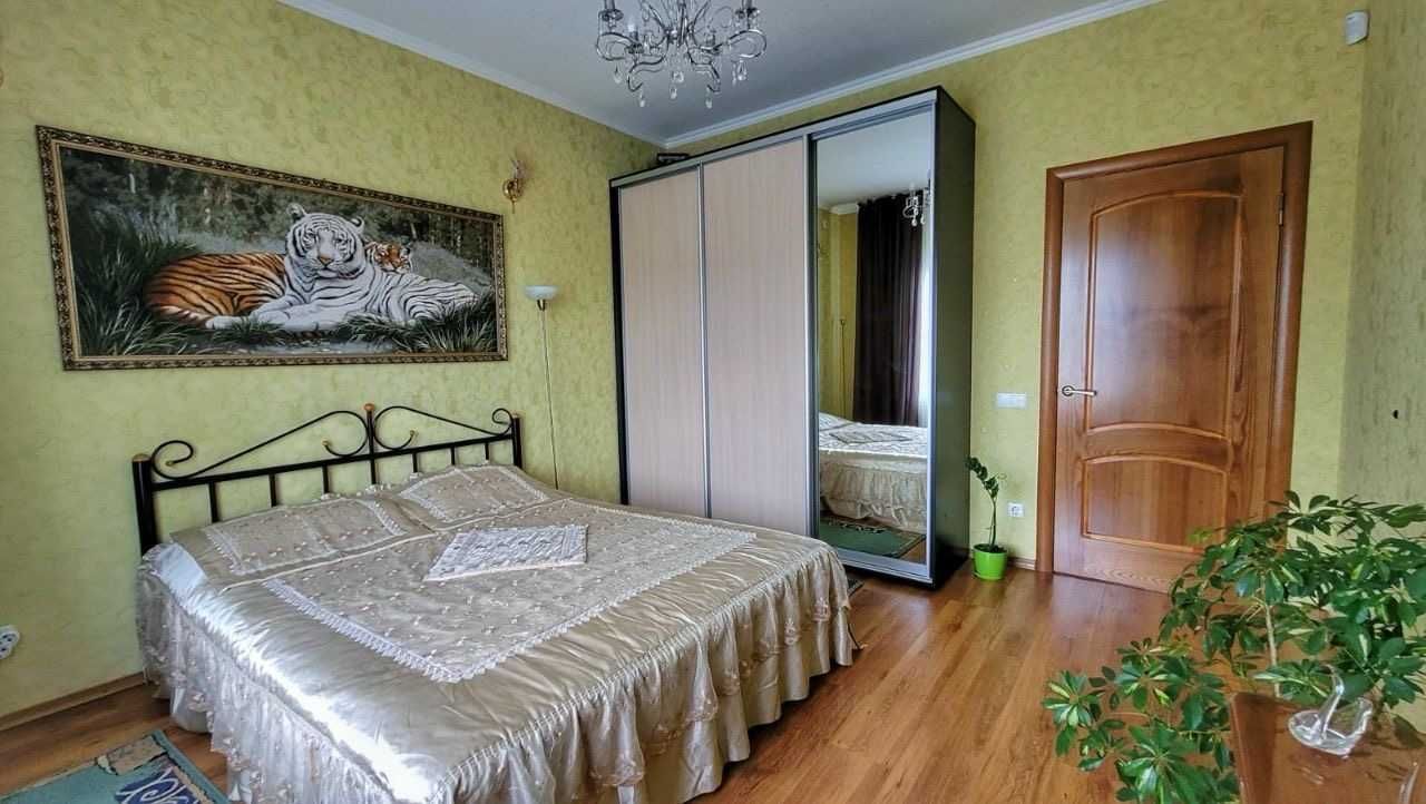 Продам будинок с.Єлизаветівка, блакинте озеро