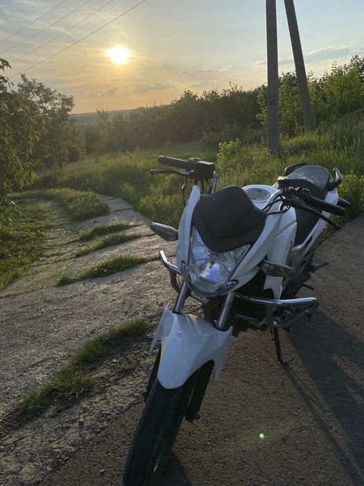 Продам Lifan kp200