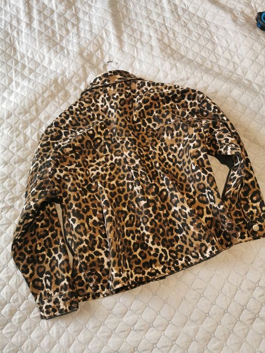 Kurtka S jeans model koszulowa z printem w  panterke