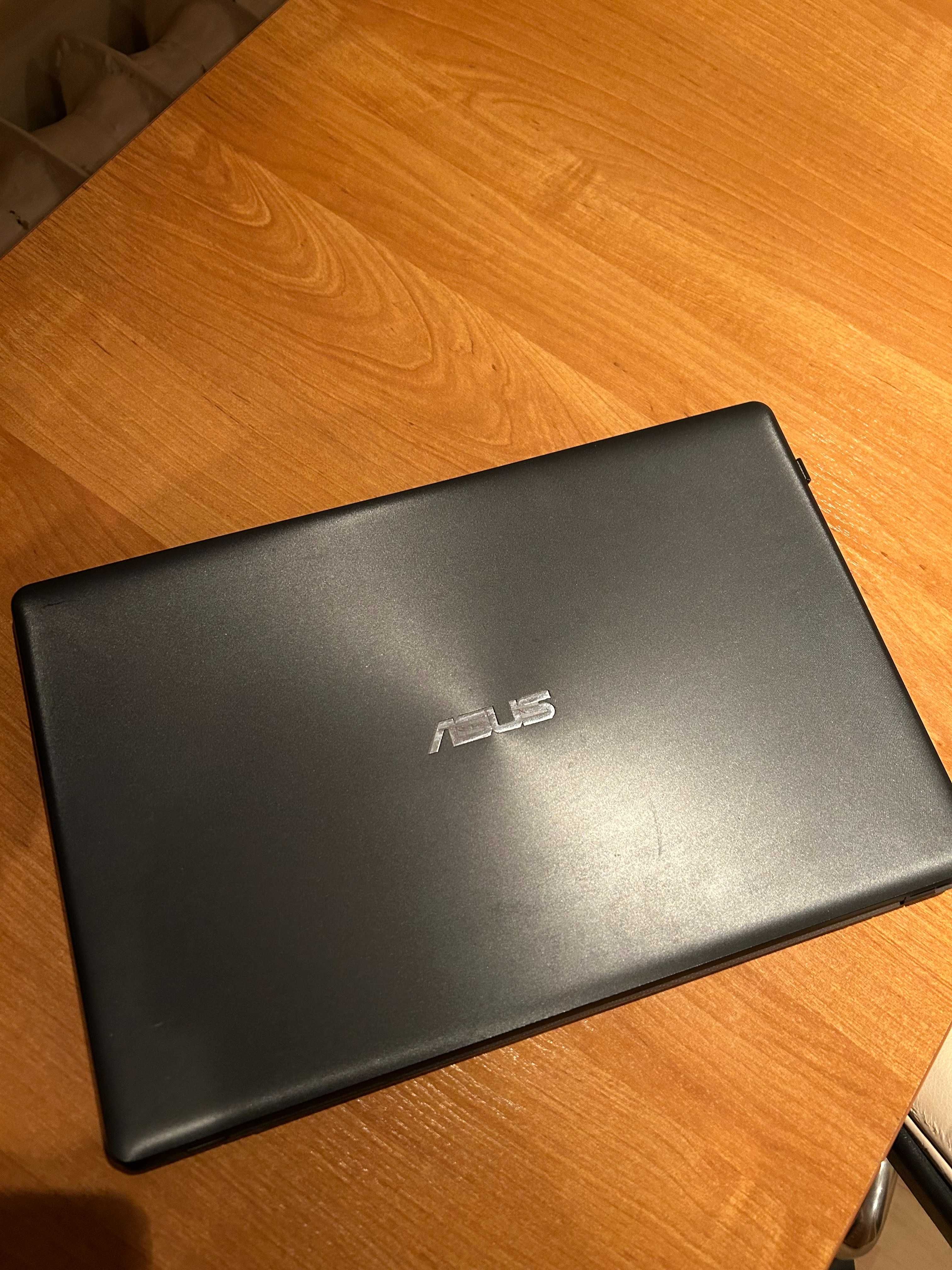 LAPTOP Komputer ASUS X550C Intel Core i5 4GB RAM Windows Home + torba