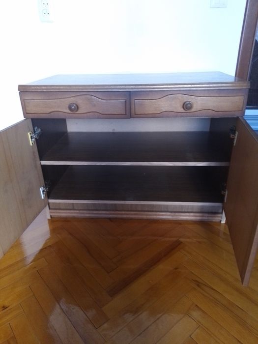 Продам дерев'яну тумбу