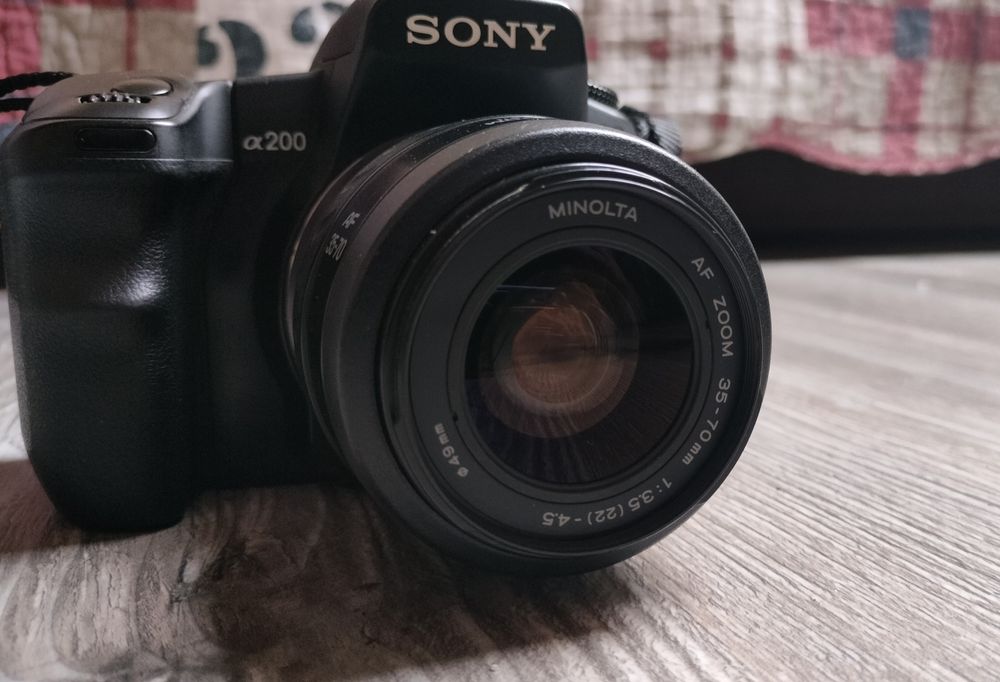 Aparat Sony a200 z obiektywem Minolta af 35-70