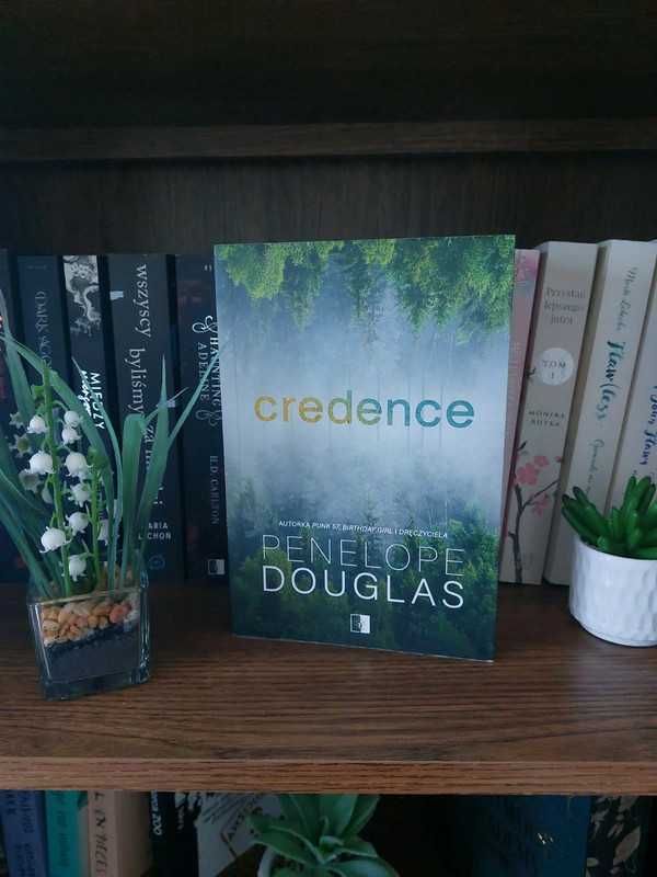 Książka Credence